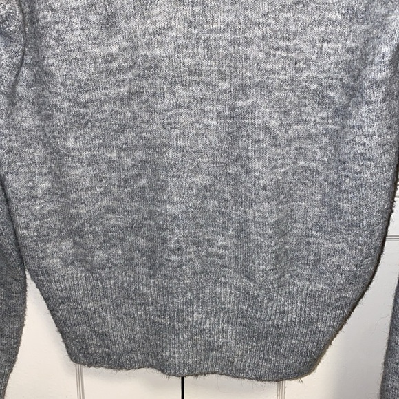 H&M XS GRAY BEADED-COLLAR SWEATER - Picture 5 of 11